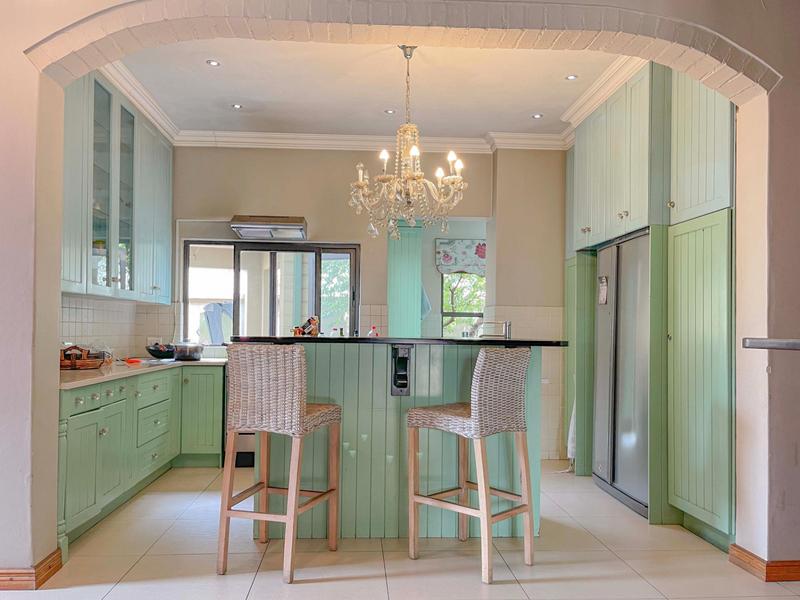 6 Bedroom Property for Sale in Midstream Estate Gauteng