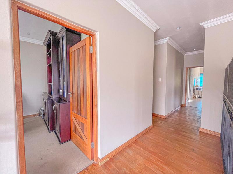 6 Bedroom Property for Sale in Midstream Estate Gauteng