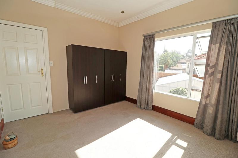 6 Bedroom Property for Sale in Lambton Gauteng
