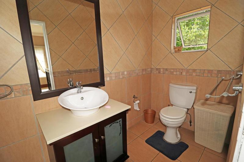 6 Bedroom Property for Sale in Lambton Gauteng