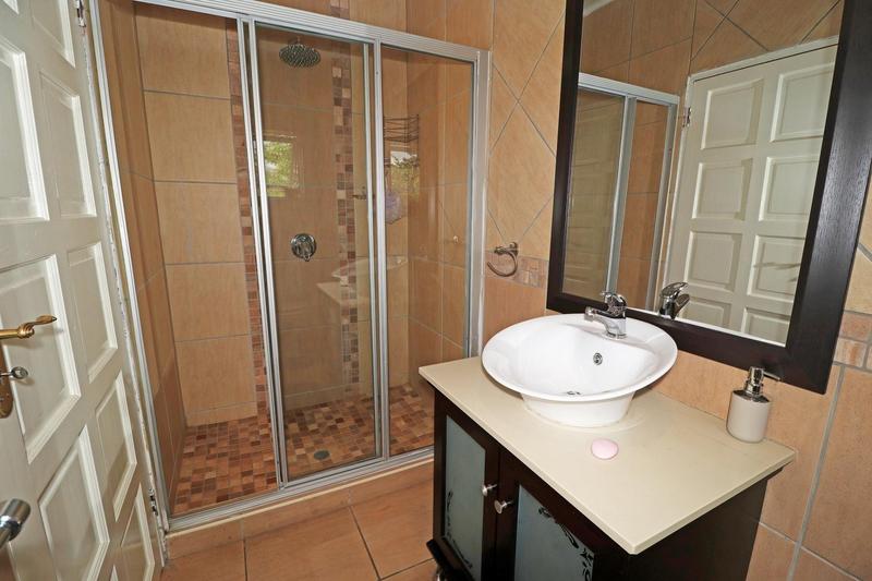 6 Bedroom Property for Sale in Lambton Gauteng