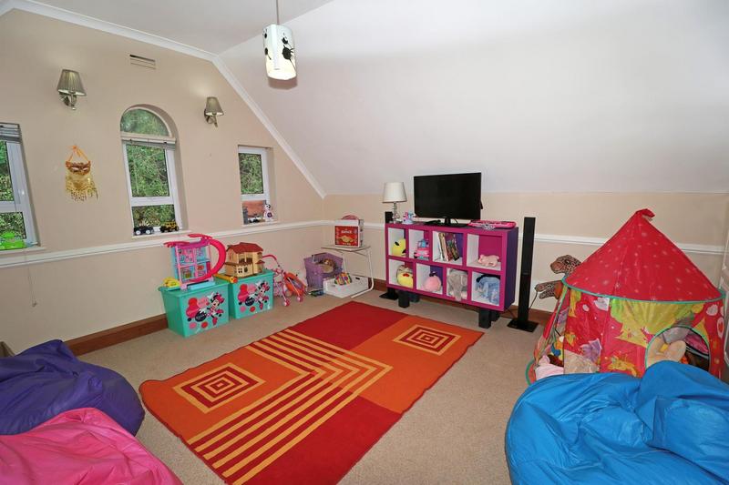 6 Bedroom Property for Sale in Lambton Gauteng