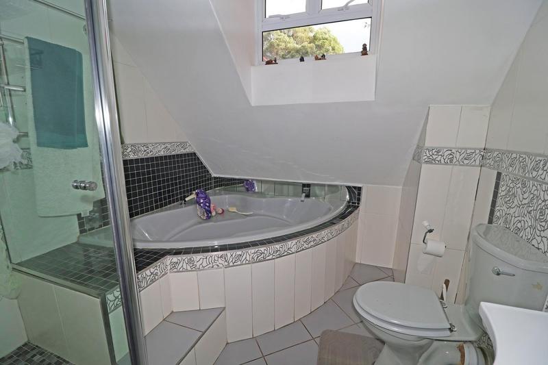 6 Bedroom Property for Sale in Lambton Gauteng