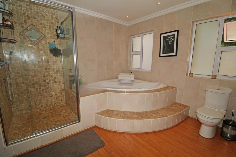 6 Bedroom Property for Sale in Lambton Gauteng