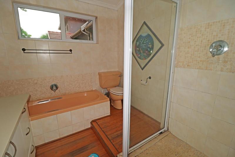 6 Bedroom Property for Sale in Lambton Gauteng