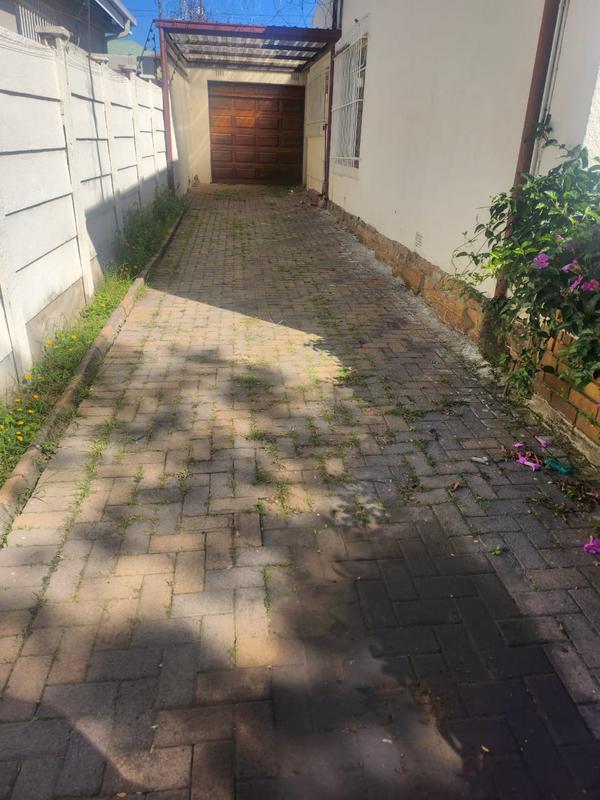 4 Bedroom Property for Sale in Kenilworth Gauteng