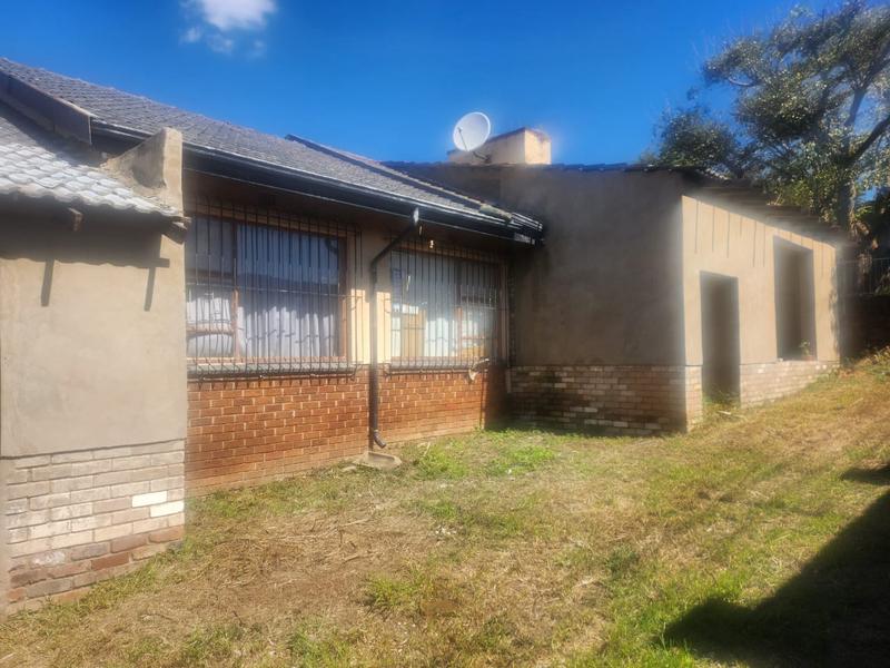 4 Bedroom Property for Sale in Risana Gauteng