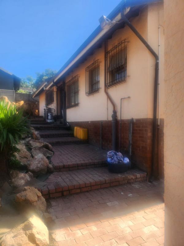 4 Bedroom Property for Sale in Risana Gauteng