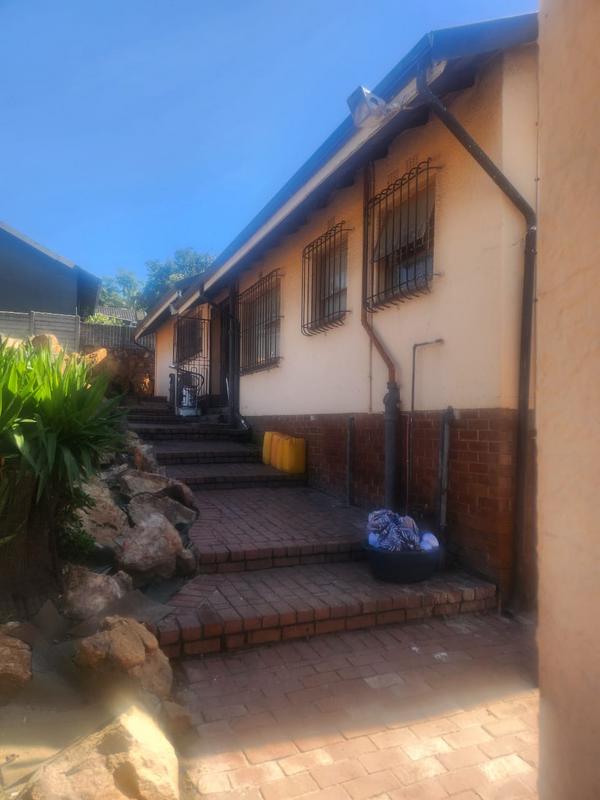 4 Bedroom Property for Sale in Risana Gauteng