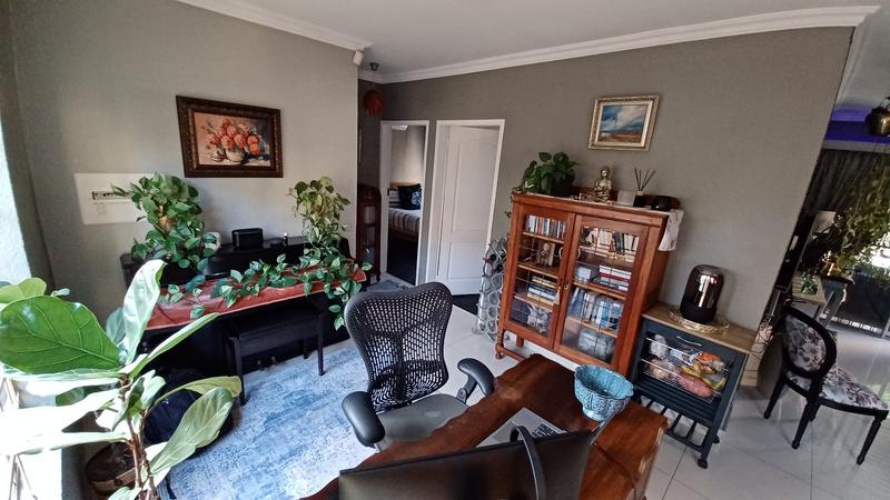 2 Bedroom Property for Sale in Annlin Gauteng