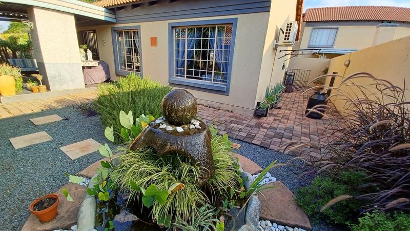 2 Bedroom Property for Sale in Annlin Gauteng