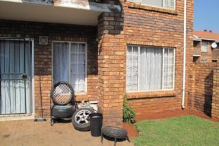 2 Bedroom Property for Sale in Clarina Gauteng