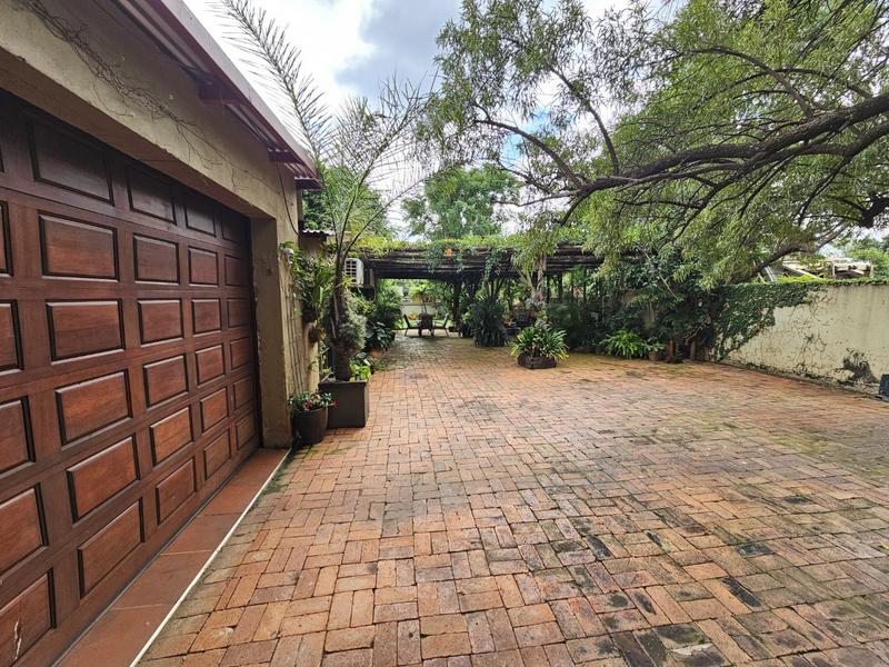 3 Bedroom Property for Sale in Sinoville Gauteng