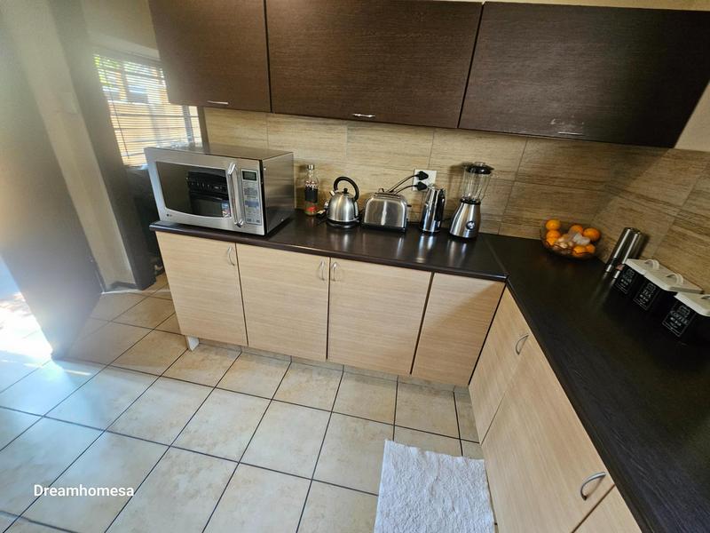 To Let 2 Bedroom Property for Rent in Rivonia Gauteng