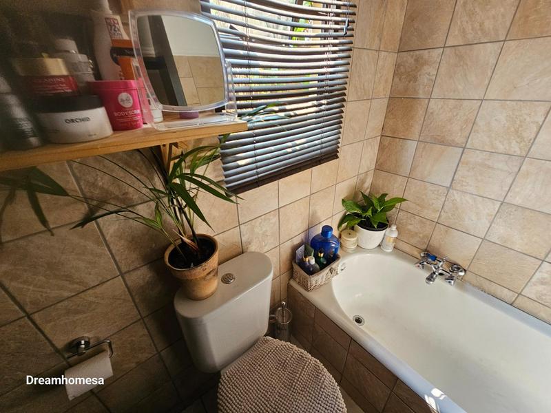 To Let 2 Bedroom Property for Rent in Rivonia Gauteng