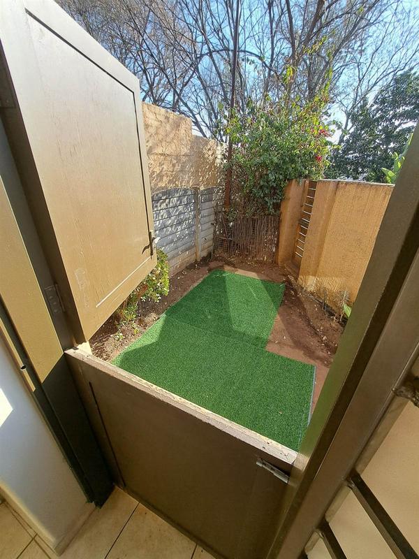 To Let 2 Bedroom Property for Rent in Rivonia Gauteng