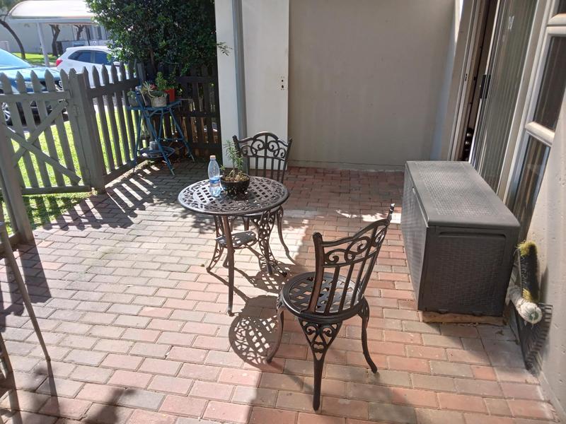 2 Bedroom Property for Sale in Greenstone Hill Gauteng