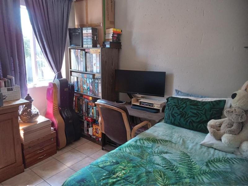 2 Bedroom Property for Sale in Greenstone Hill Gauteng