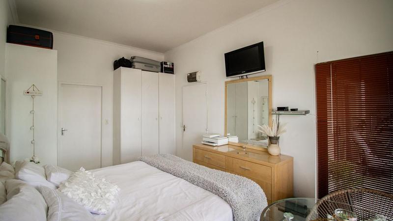 To Let 2 Bedroom Property for Rent in Bryanston Gauteng