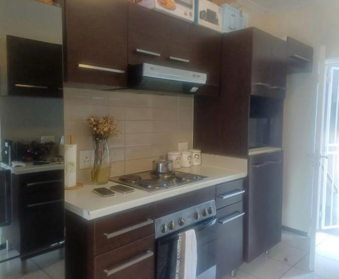 2 Bedroom Property for Sale in Oakdene Gauteng