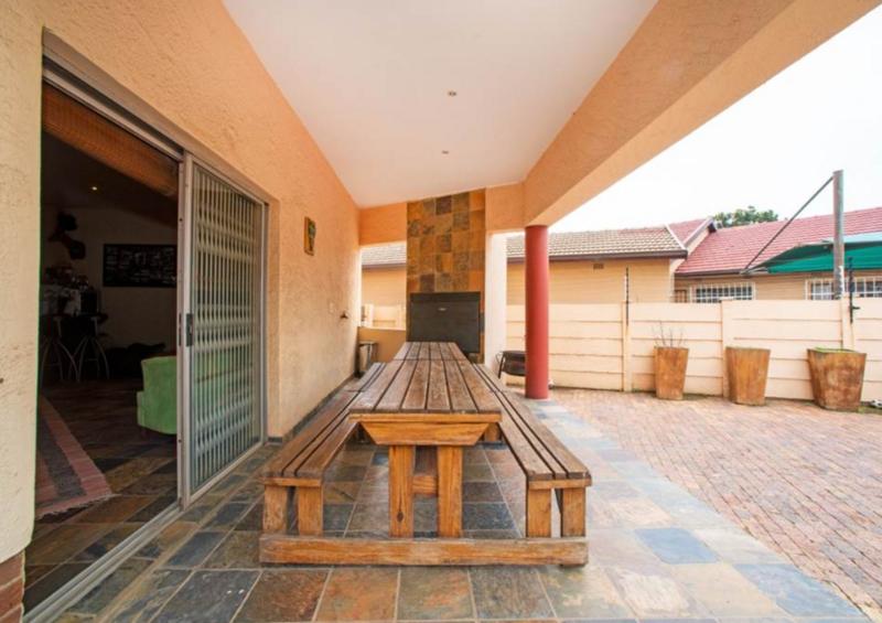 4 Bedroom Property for Sale in Highway Gardens Gauteng