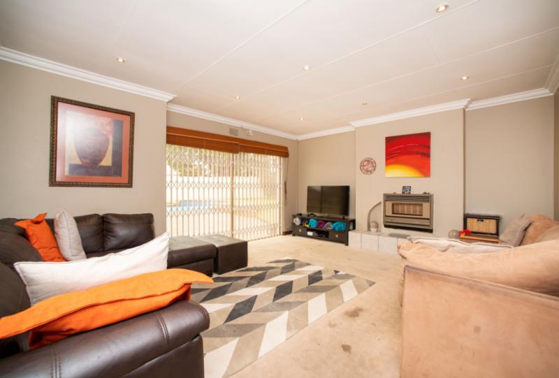4 Bedroom Property for Sale in Highway Gardens Gauteng