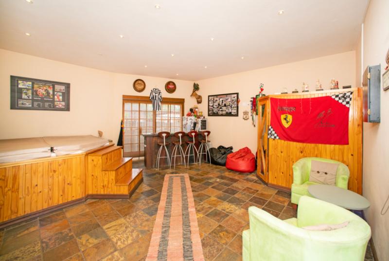 4 Bedroom Property for Sale in Highway Gardens Gauteng