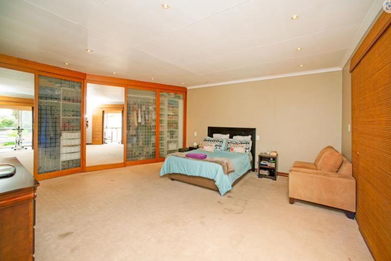 4 Bedroom Property for Sale in Highway Gardens Gauteng