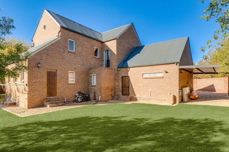9 Bedroom Property for Sale in Kyalami Ah Gauteng
