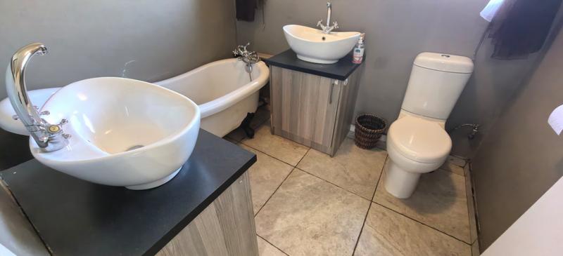 3 Bedroom Property for Sale in Florida Glen Gauteng