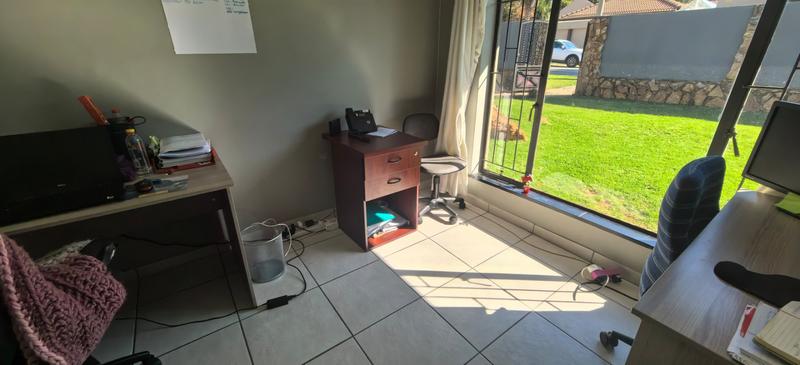 3 Bedroom Property for Sale in Florida Glen Gauteng
