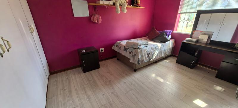 4 Bedroom Property for Sale in Witpoortjie Gauteng