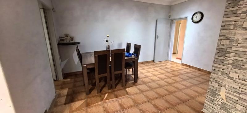 4 Bedroom Property for Sale in Witpoortjie Gauteng