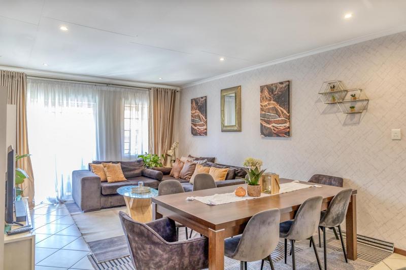 3 Bedroom Property for Sale in Mooikloof Ridge Gauteng