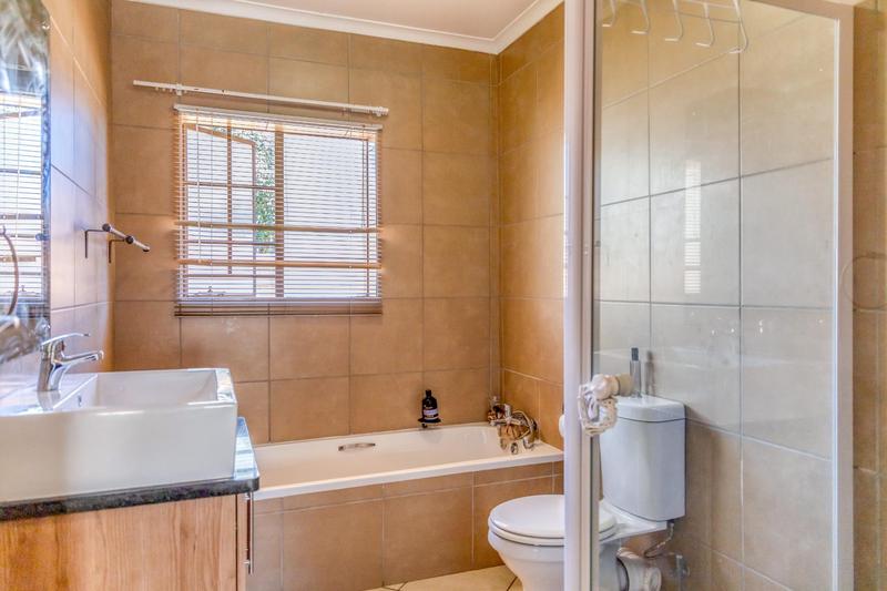 3 Bedroom Property for Sale in Mooikloof Ridge Gauteng