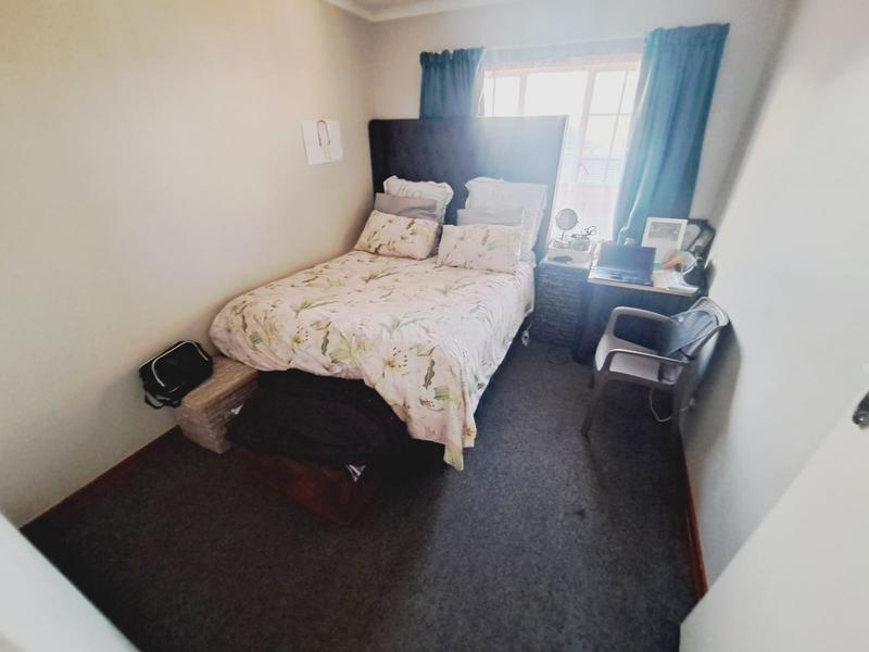 2 Bedroom Property for Sale in Highveld Gauteng