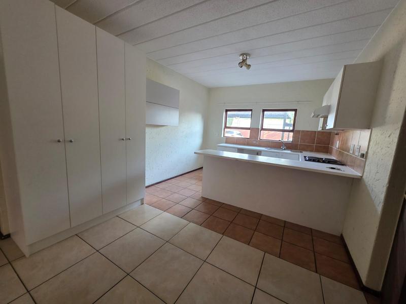 To Let 2 Bedroom Property for Rent in Sunninghill Gauteng