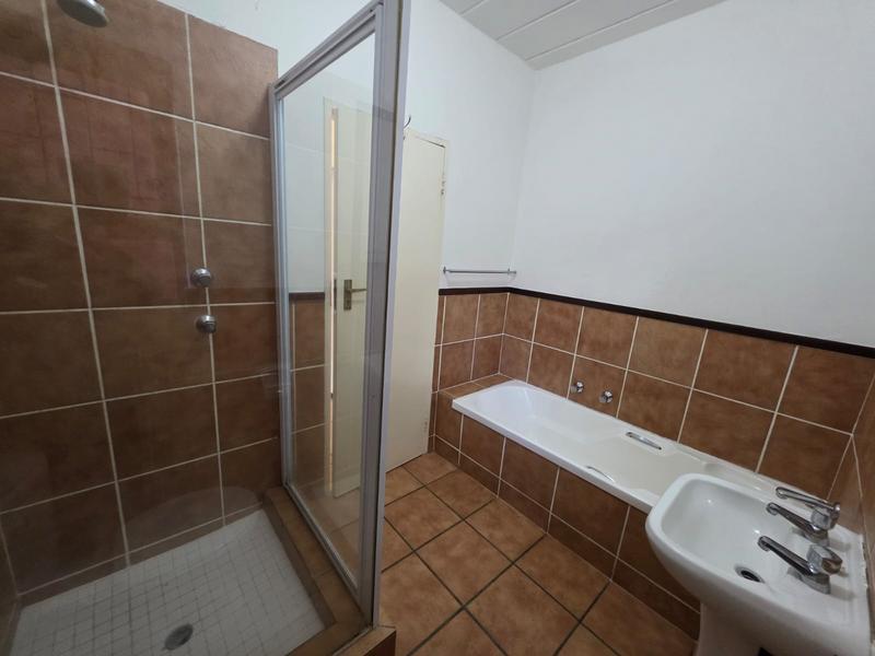 To Let 2 Bedroom Property for Rent in Sunninghill Gauteng