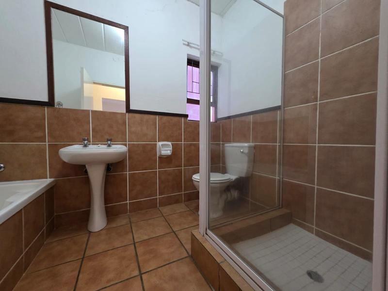 To Let 2 Bedroom Property for Rent in Sunninghill Gauteng