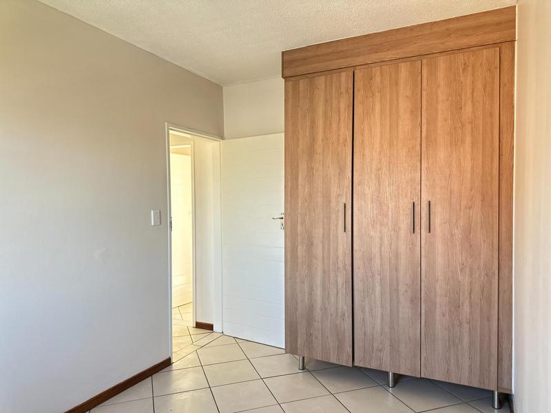 To Let 2 Bedroom Property for Rent in Noordwyk Ext 1 Gauteng