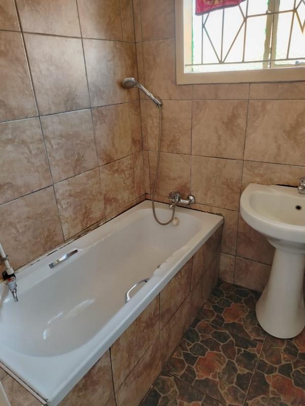 4 Bedroom Property for Sale in Lenasia South Gauteng