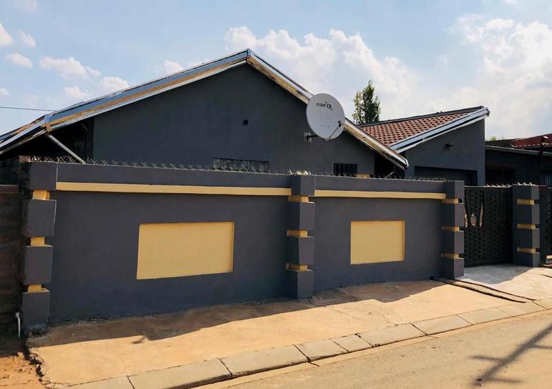 3 Bedroom Property for Sale in Orange Farm Gauteng