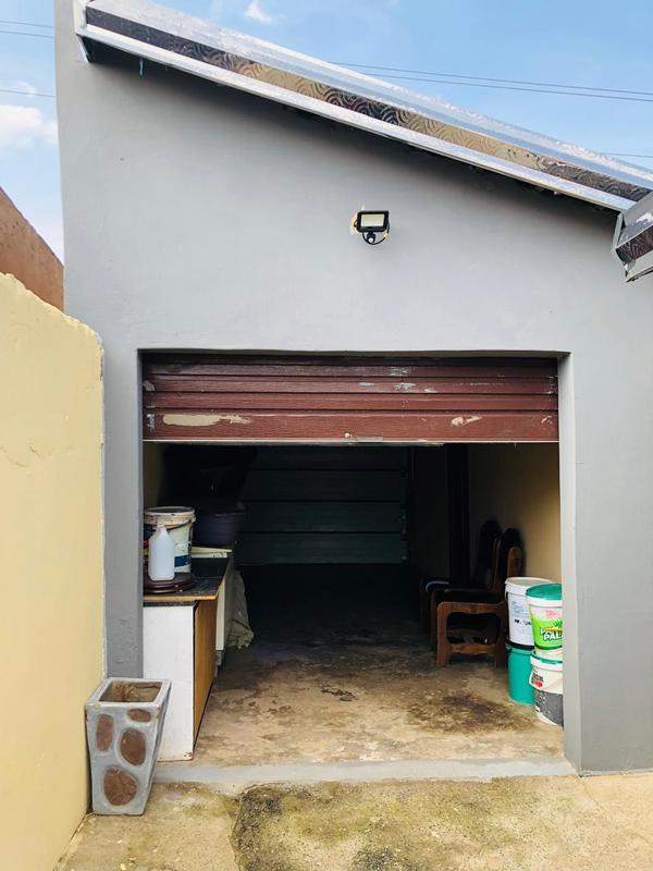 3 Bedroom Property for Sale in Orange Farm Gauteng
