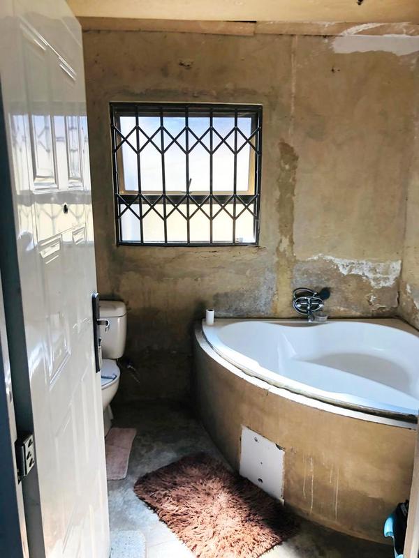 3 Bedroom Property for Sale in Orange Farm Gauteng