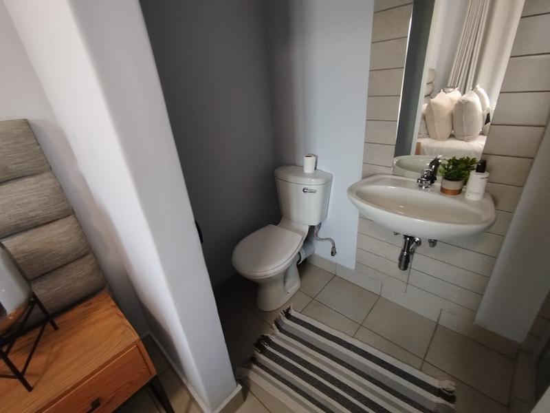 To Let 2 Bedroom Property for Rent in Annlin Gauteng