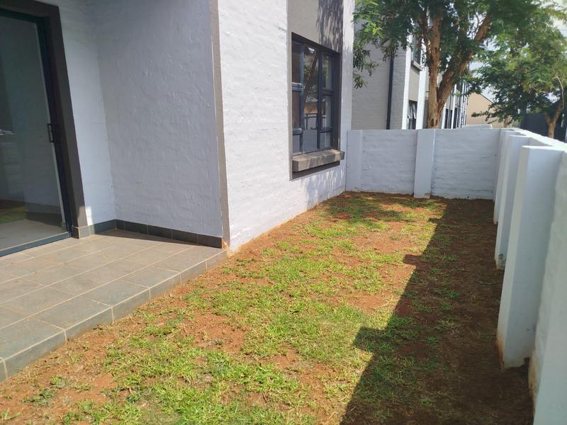 To Let 2 Bedroom Property for Rent in Annlin Gauteng