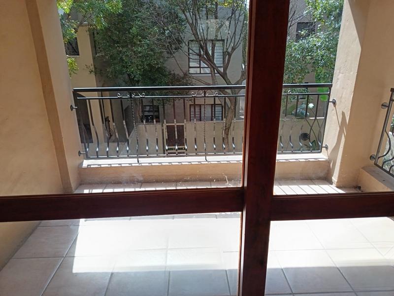 To Let 1 Bedroom Property for Rent in Pineslopes Gauteng