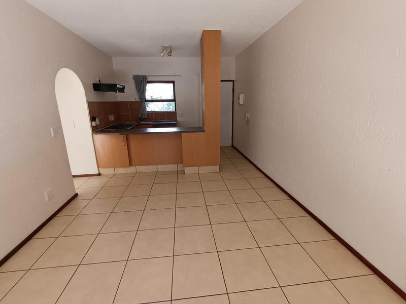 To Let 1 Bedroom Property for Rent in Pineslopes Gauteng