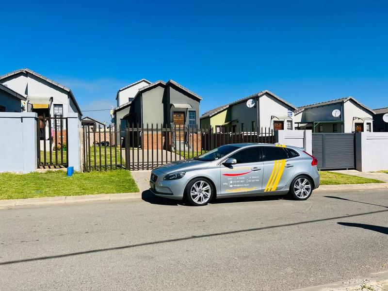 To Let 3 Bedroom Property for Rent in South Hills Gauteng