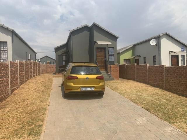 To Let 3 Bedroom Property for Rent in South Hills Gauteng